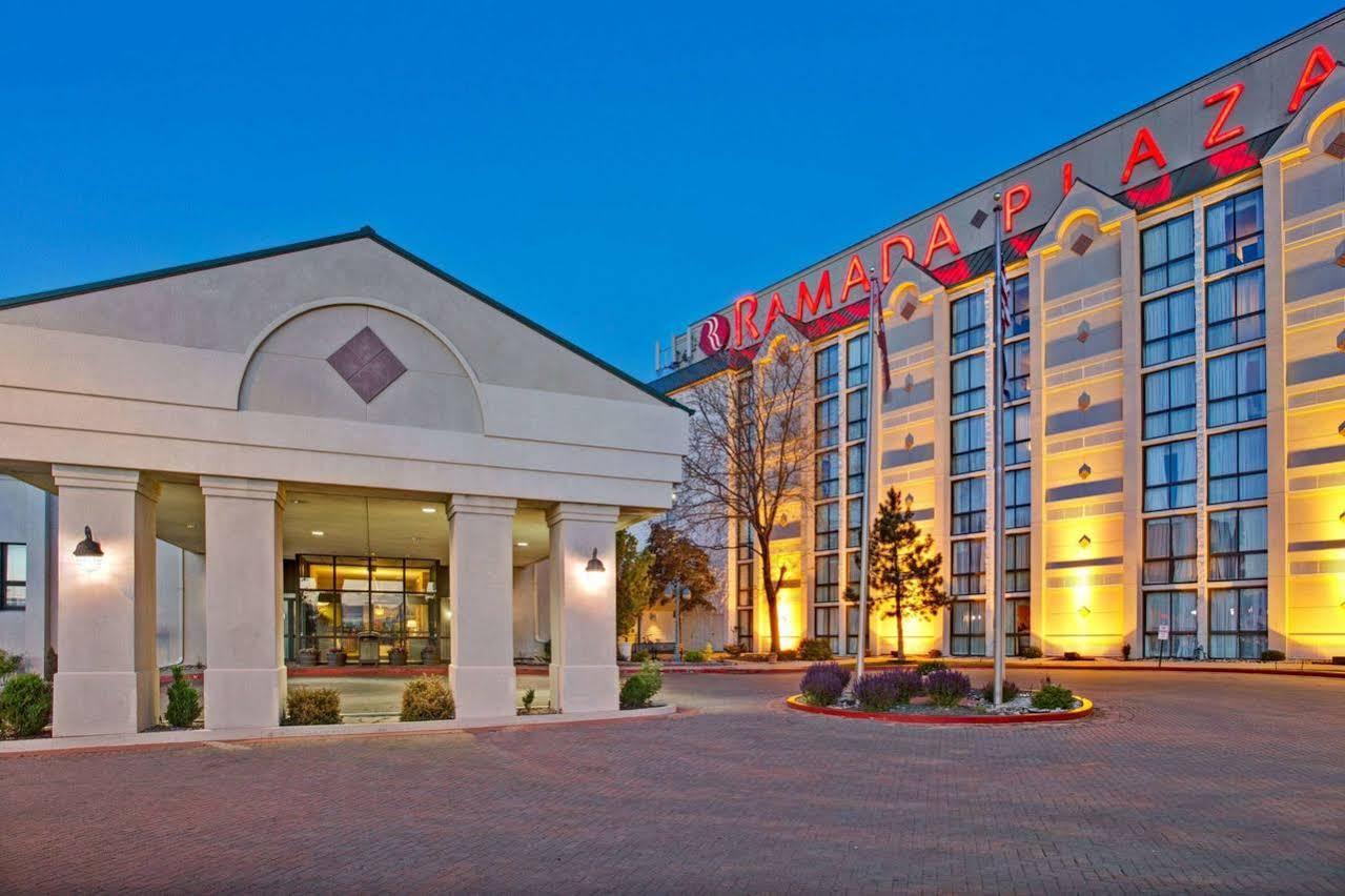 Delta Hotels By Marriott Denver Thornton Northglenn Exterior photo
